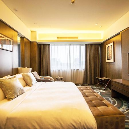 Gleetour Maya Hotel Wuhan Bagian luar foto