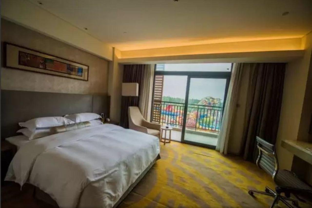Gleetour Maya Hotel Wuhan Bagian luar foto