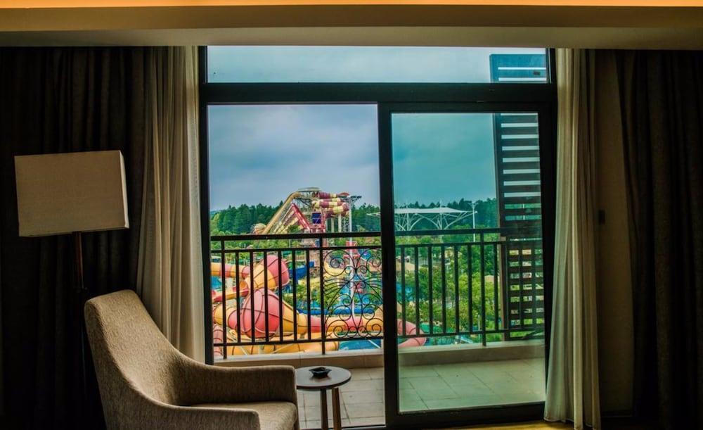 Gleetour Maya Hotel Wuhan Bagian luar foto