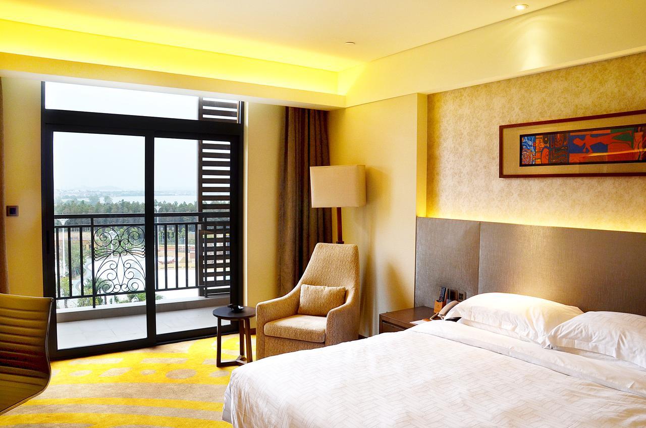 Gleetour Maya Hotel Wuhan Bagian luar foto