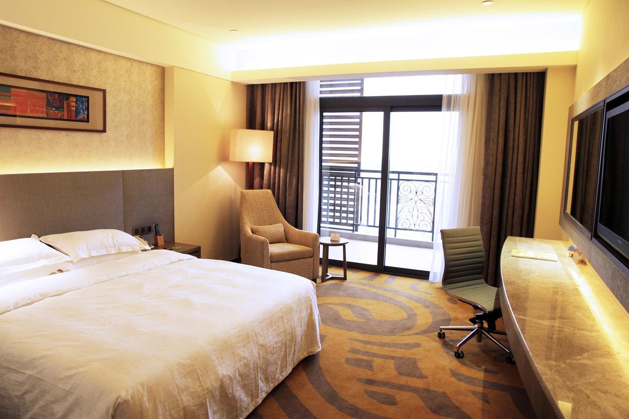 Gleetour Maya Hotel Wuhan Bagian luar foto
