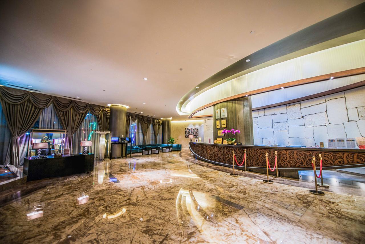 Gleetour Maya Hotel Wuhan Bagian luar foto