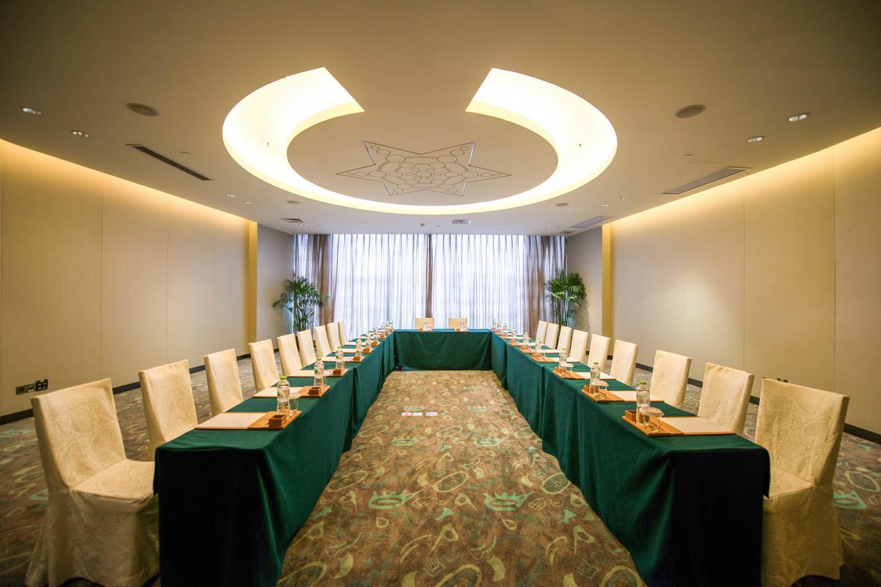 Gleetour Maya Hotel Wuhan Bagian luar foto