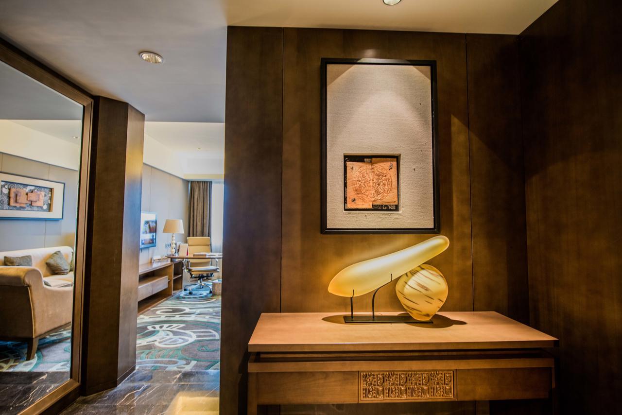 Gleetour Maya Hotel Wuhan Bagian luar foto